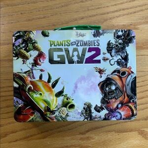 PvZ Plant vs Zombies Garden Warfare 2 GW2 3D Collectible Tin Lunchbox Lunch Box